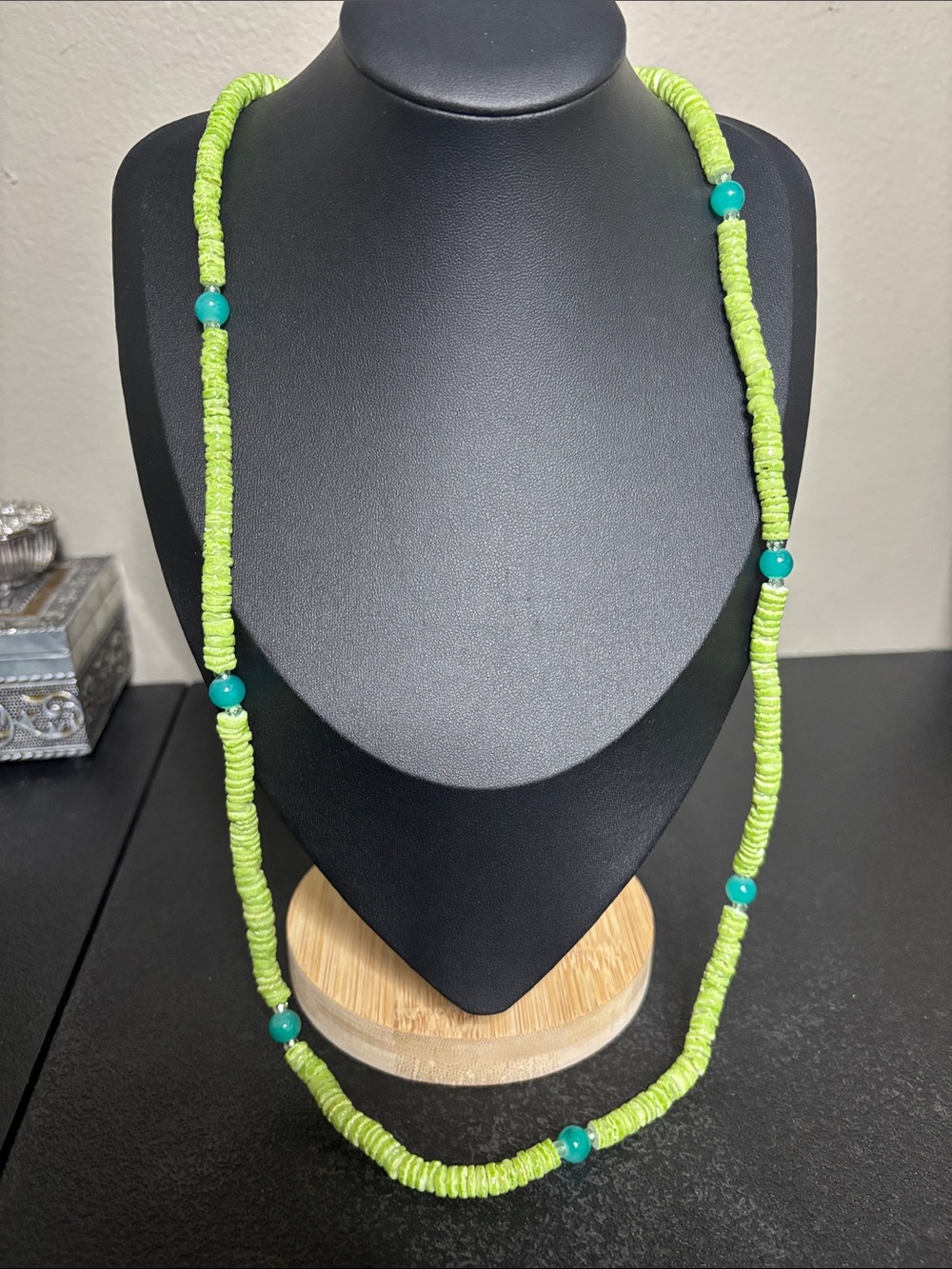 CJ Banks VtG Handcrafted Lime Green Beaded Necklace Teal Accents Boho Shell